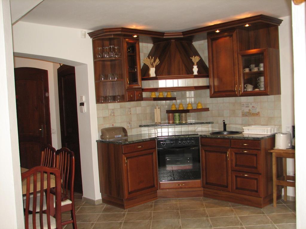 Hajdu Apartman 1. Hajduszoboszlo Room photo
